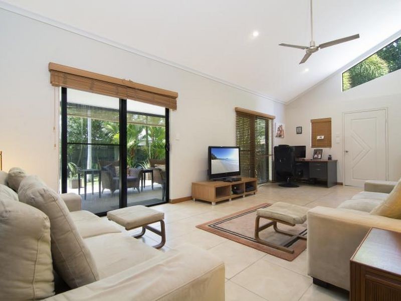 3 Fronds/33 Nautilus Street, Port Douglas QLD 4877