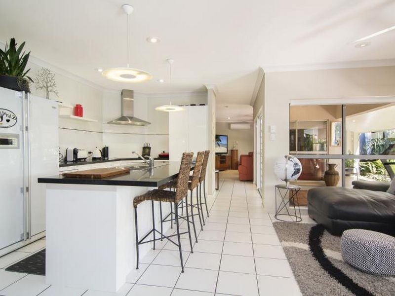 25 Endeavour Street, Port Douglas QLD 4877
