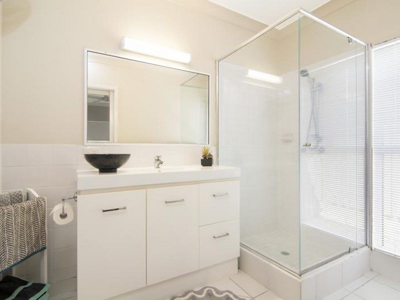 25 Endeavour Street, Port Douglas QLD 4877