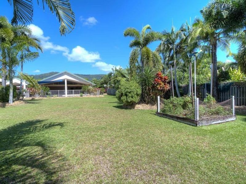 55 Endeavour Street, Port Douglas QLD 4877