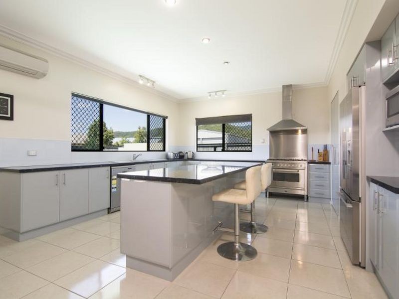 30 Johnston Road, Mossman QLD 4873