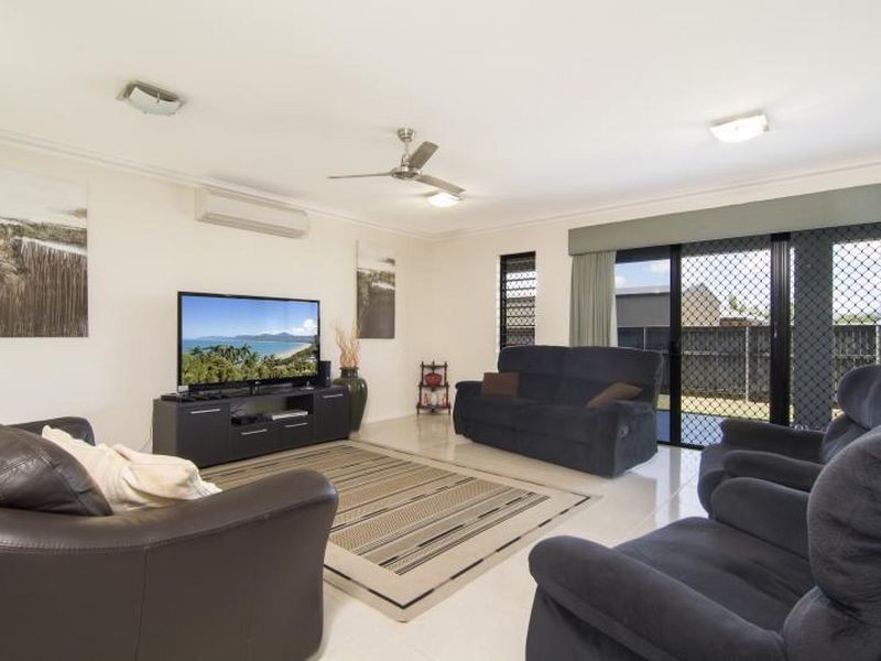 30 Johnston Road, Mossman QLD 4873