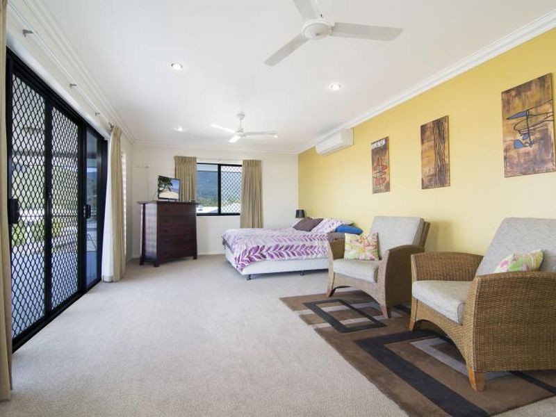 30 Johnston Road, Mossman QLD 4873