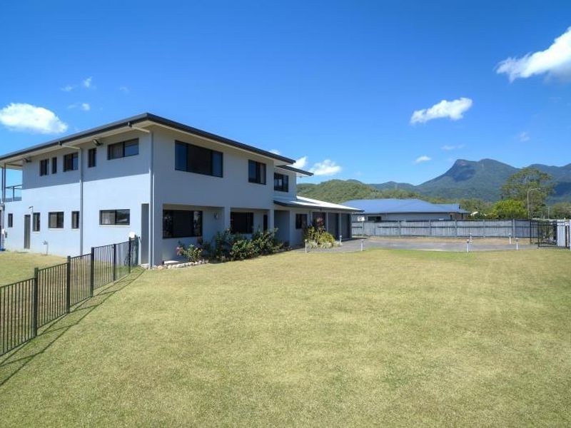 30 Johnston Road, Mossman QLD 4873