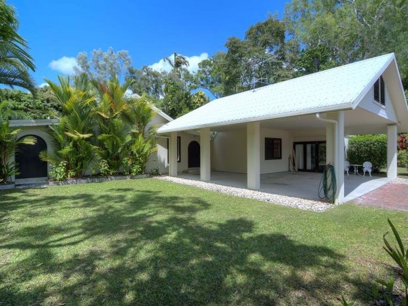 13 Langley Road, Port Douglas QLD 4877