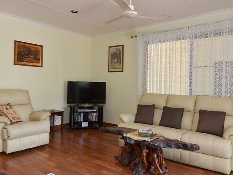 1 Sorrento Crescent, Port Douglas QLD 4877