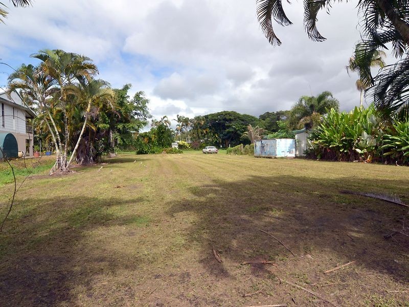 30 Atherton Street, Mossman QLD 4873