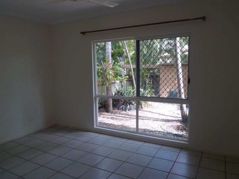 4 Thooler Close, Cooya Beach QLD 4873