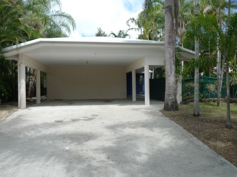 4 Thooler Close, Cooya Beach QLD 4873