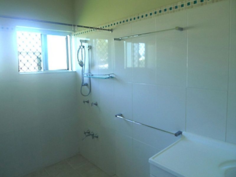 11 Blain Street, Mossman QLD 4873