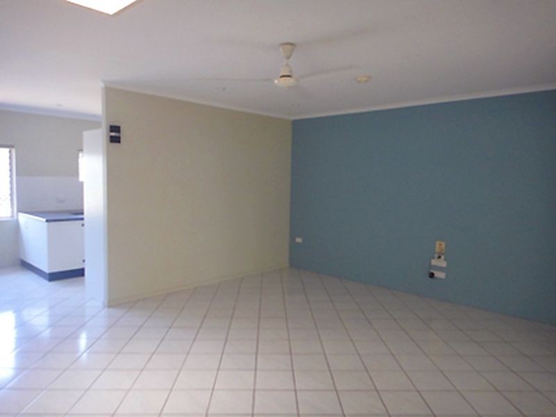 11 Blain Street, Mossman QLD 4873