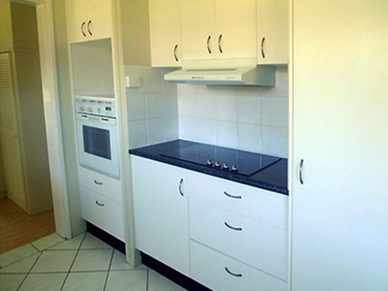 11 Blain Street, Mossman QLD 4873