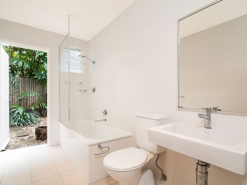 2/4-8 Morning Close, Port Douglas QLD 4877