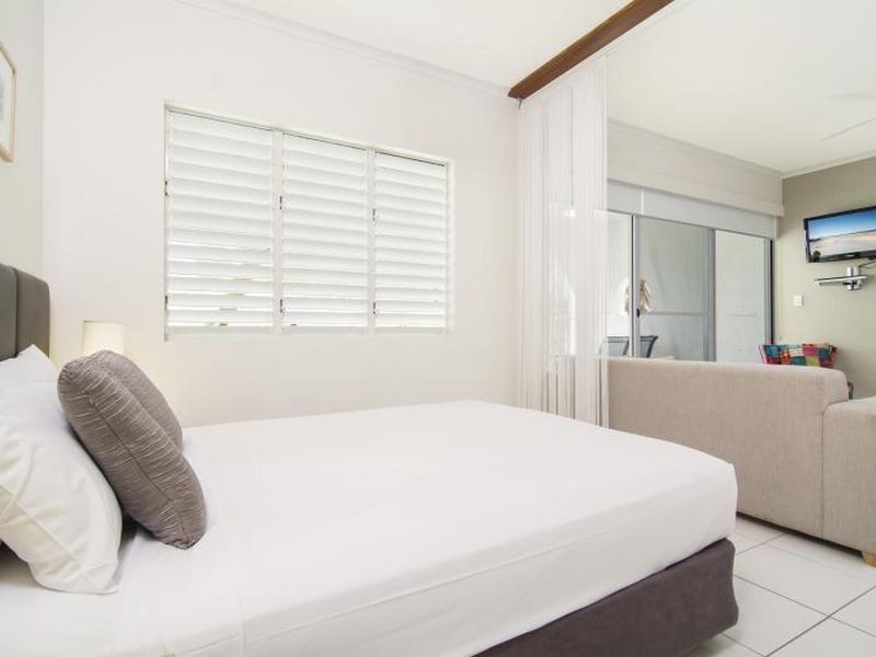 24 Portsea/70 Davidson Street, Port Douglas QLD 4877