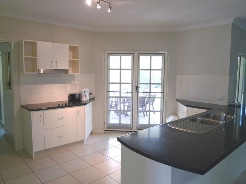 4 Sandpiper, Port Douglas QLD 4877