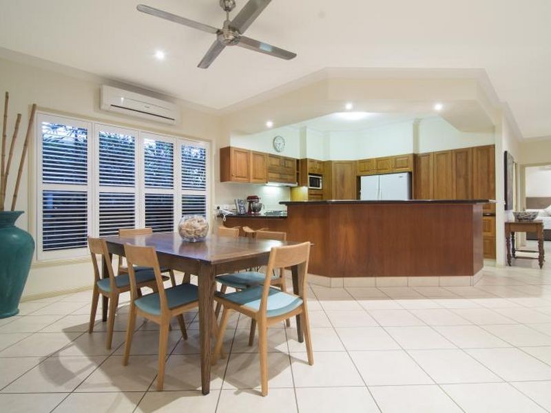 8 Andrews Close, Port Douglas QLD 4877