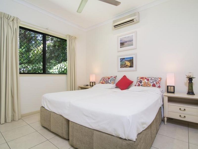 8 Andrews Close, Port Douglas QLD 4877