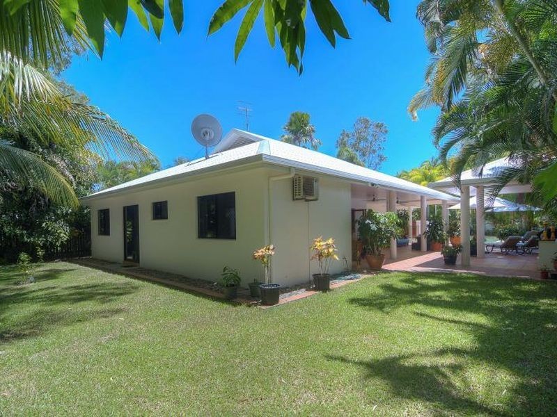8 Andrews Close, Port Douglas QLD 4877