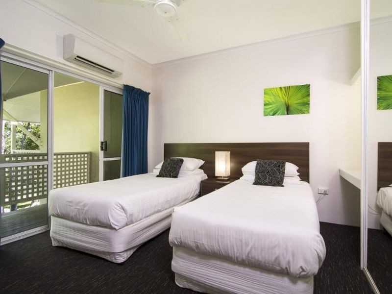 54 Rendezvous/121 Port Douglas Road, Port Douglas QLD 4877
