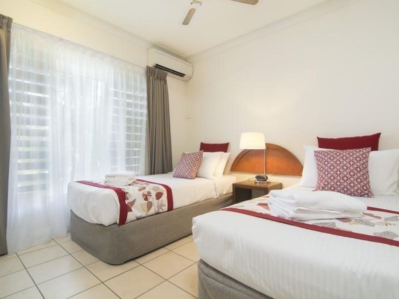13 Central Plaza/35-37 Davidson Street, Port Douglas QLD 4877