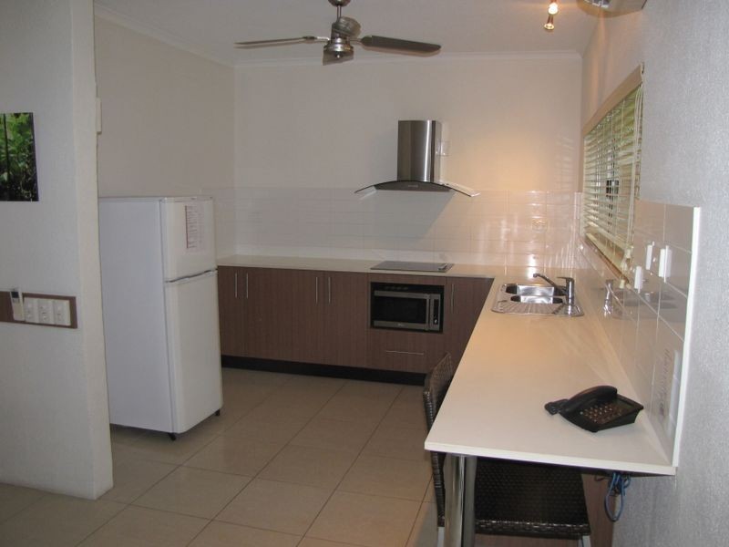 26 Rendezvous/121 Port Douglas Road, Port Douglas QLD 4877