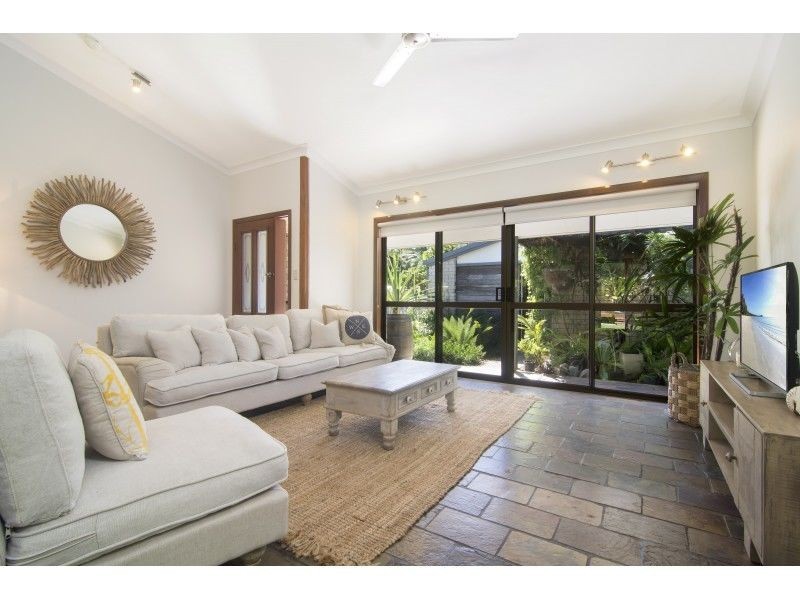 30 Limpet Avenue, Port Douglas QLD 4877