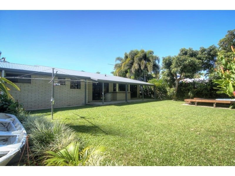 30 Limpet Avenue, Port Douglas QLD 4877