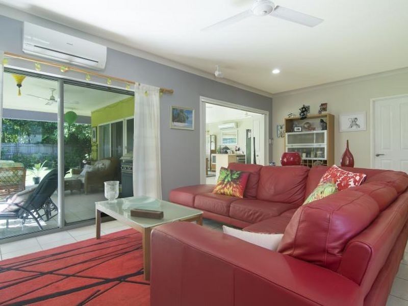 10 Birdwing Street, Port Douglas QLD 4877