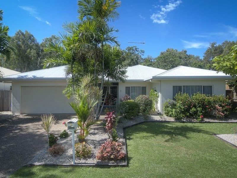 10 Birdwing Street, Port Douglas QLD 4877