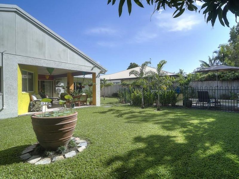 10 Birdwing Street, Port Douglas QLD 4877