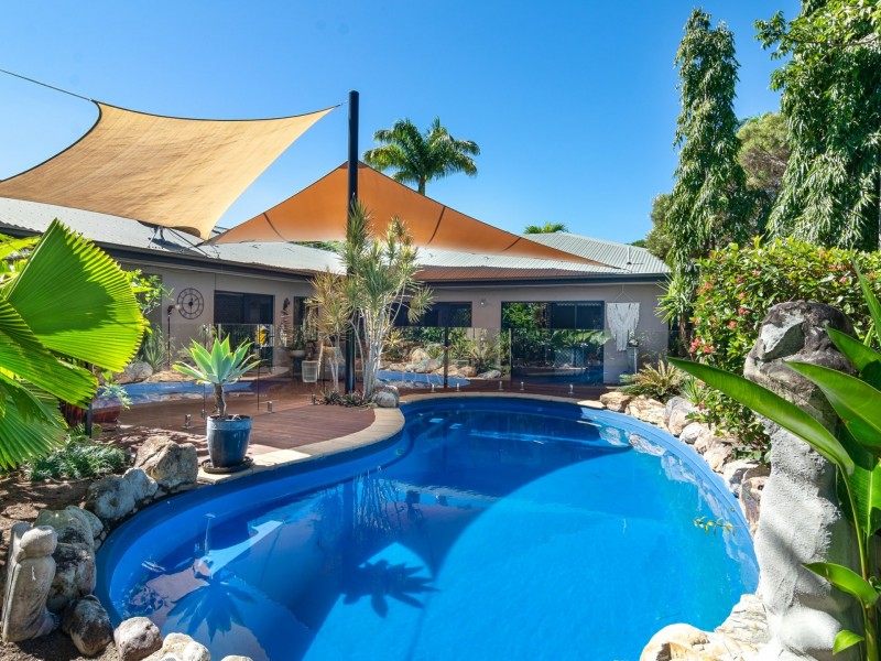 9 Birdwing Street, Port Douglas QLD 4877