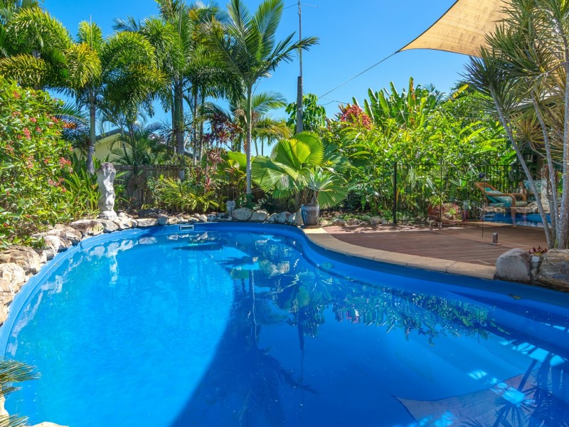 9 Birdwing Street, Port Douglas QLD 4877