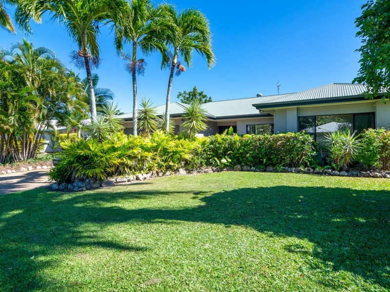 9 Birdwing Street, Port Douglas QLD 4877