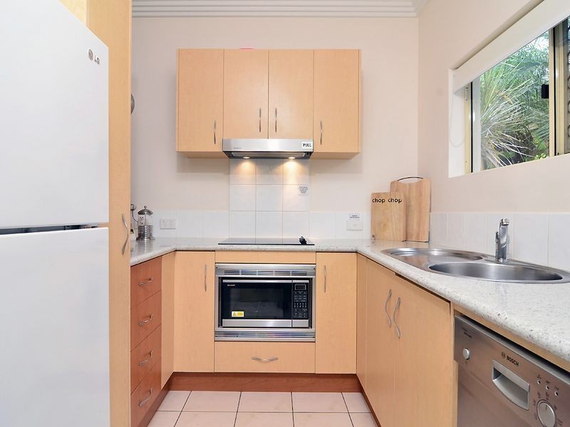 4 Central Plaza/35-37 Davidson Street, Port Douglas QLD 4877