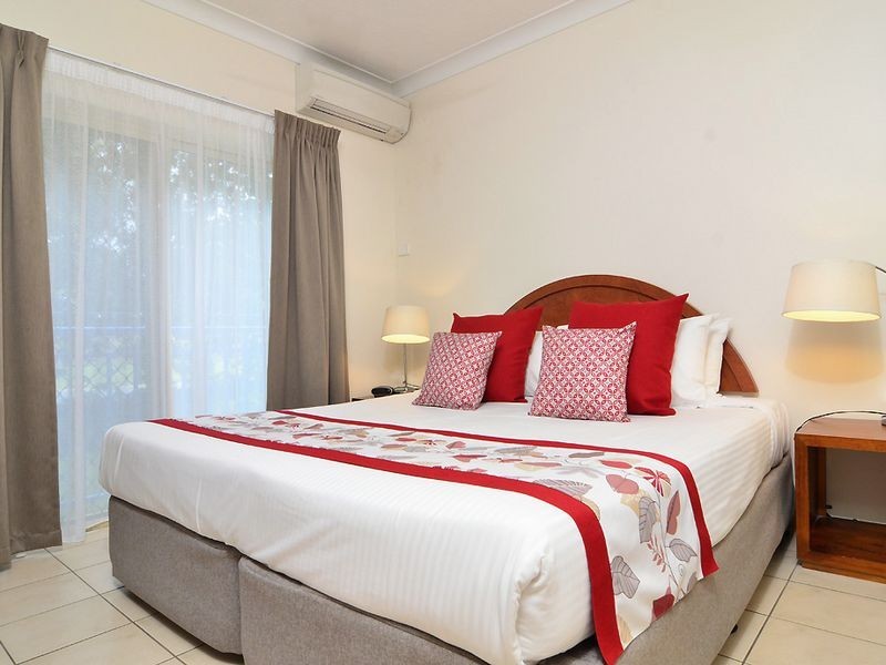 4 Central Plaza/35-37 Davidson Street, Port Douglas QLD 4877