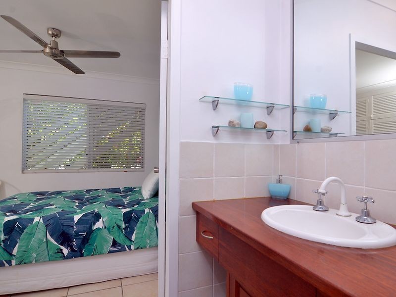 2 Castaways/32 Mowbray Street, Port Douglas QLD 4877