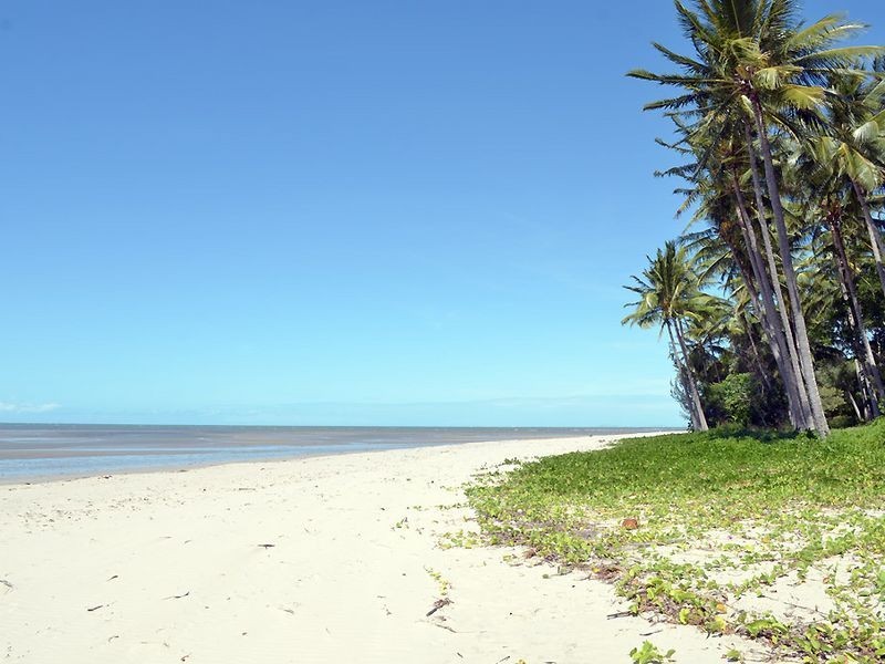 14 Helmet Street, Port Douglas QLD 4877