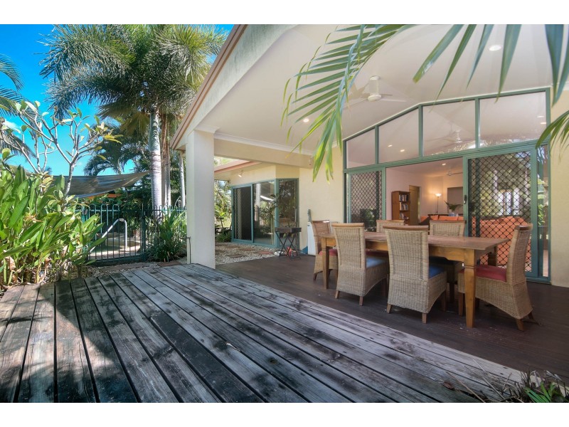 8 Ulysses Avenue, Port Douglas QLD 4877