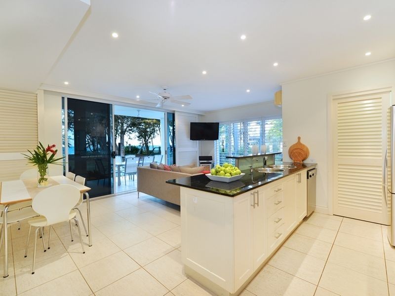 12 Helmet Street, Port Douglas QLD 4877