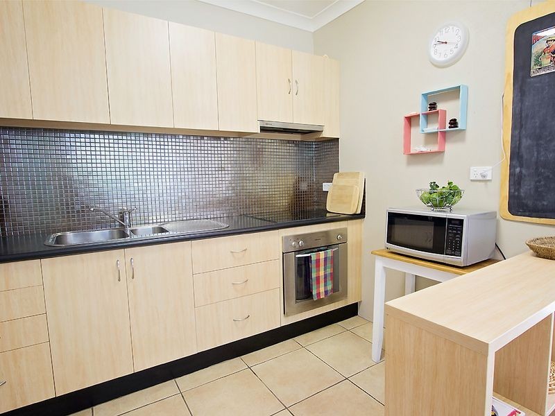 4 Castaways/32 Mowbray Street, Port Douglas QLD 4877