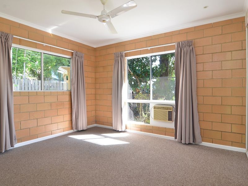 5 Shalom Cl, Cooya Beach QLD 4873