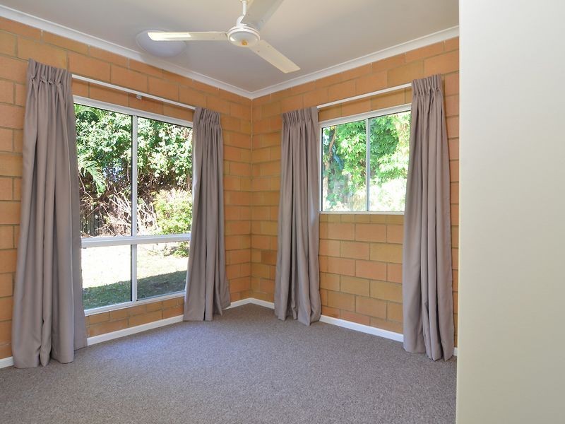 5 Shalom Cl, Cooya Beach QLD 4873