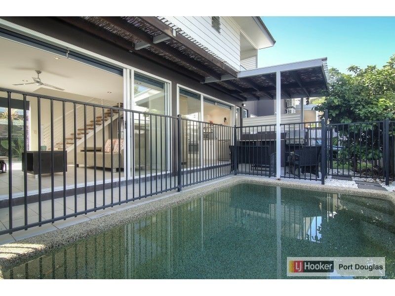 8 Oasis/4-8 Morning Close, Port Douglas QLD 4877