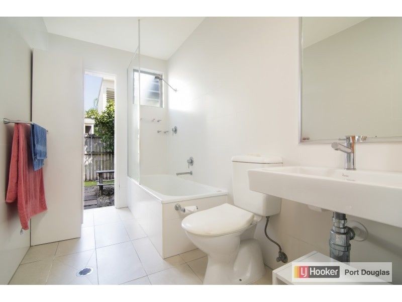 8 Oasis/4-8 Morning Close, Port Douglas QLD 4877