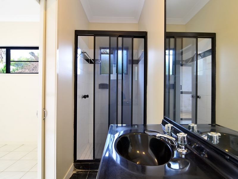 6 Allamanda Street, Cooya Beach QLD 4873