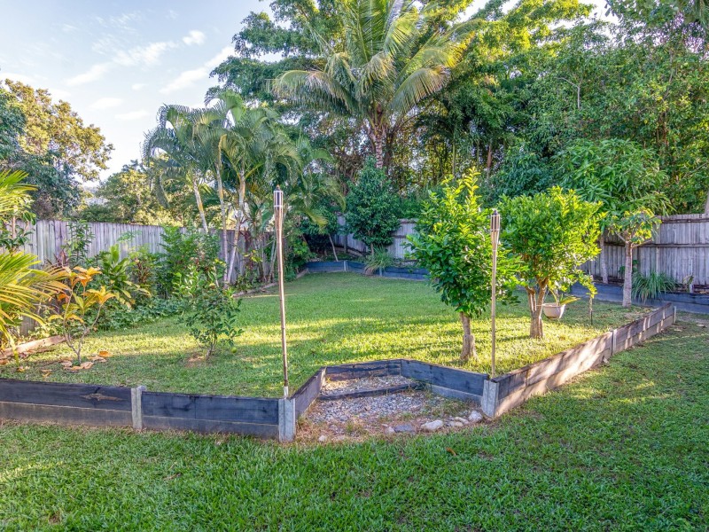 12 Shearwater Street, Port Douglas QLD 4877