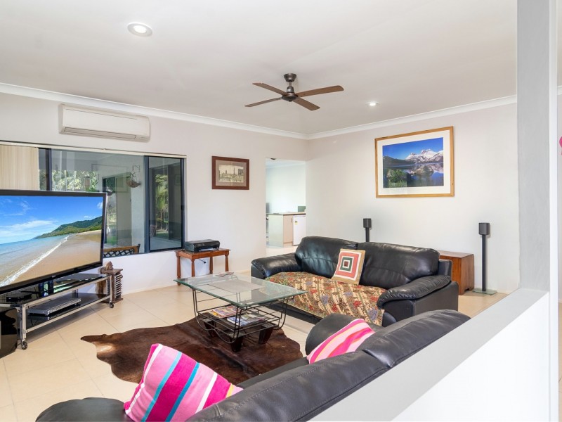 12 Shearwater Street, Port Douglas QLD 4877