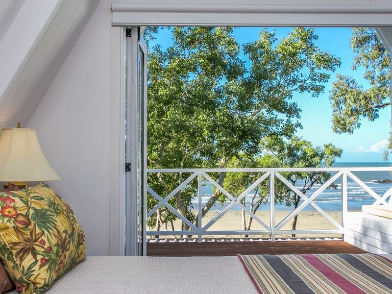 5146 Captain Cook Highway, Oak Beach QLD 4877