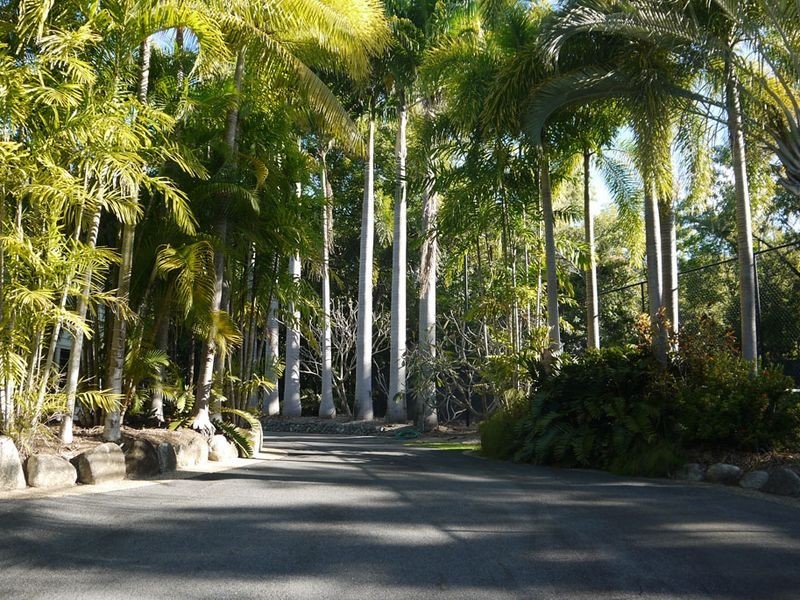 5146 Captain Cook Highway, Oak Beach QLD 4877