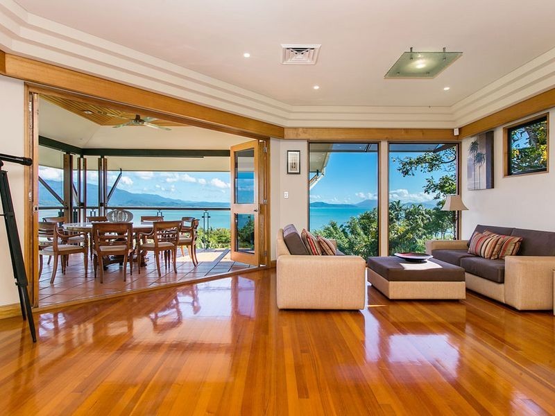 1 Island Point Road, Port Douglas QLD 4877